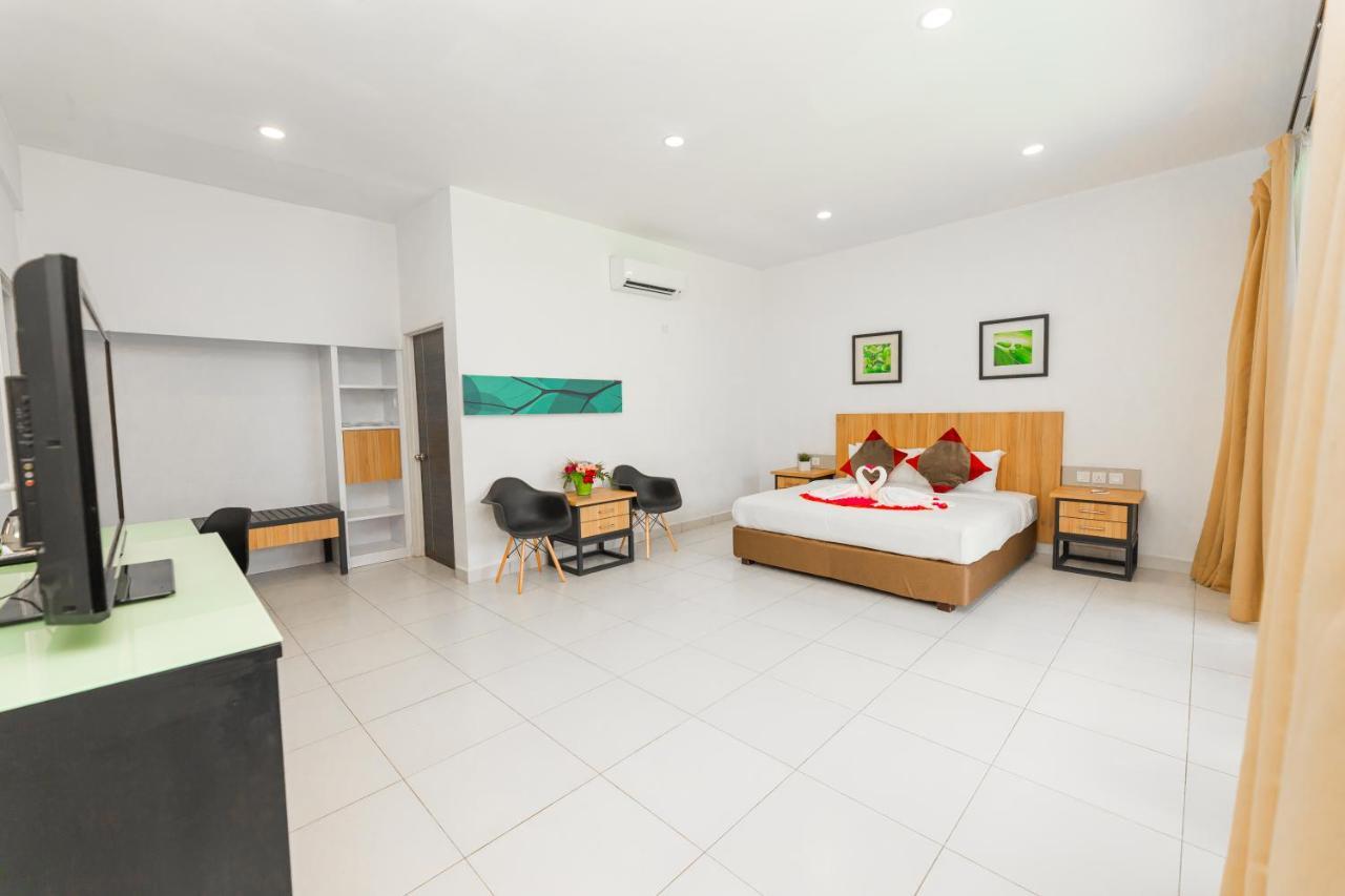 The Villa Langkawi Pantai Cenang  Ngoại thất bức ảnh