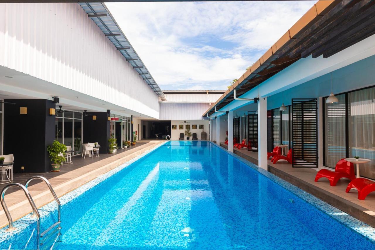 The Villa Langkawi Pantai Cenang  Ngoại thất bức ảnh