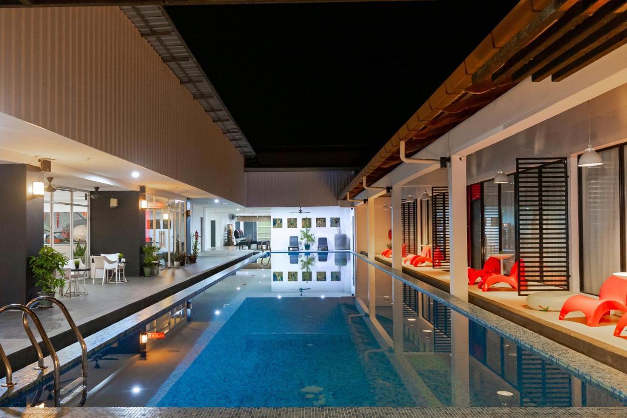 The Villa Langkawi Pantai Cenang  Ngoại thất bức ảnh